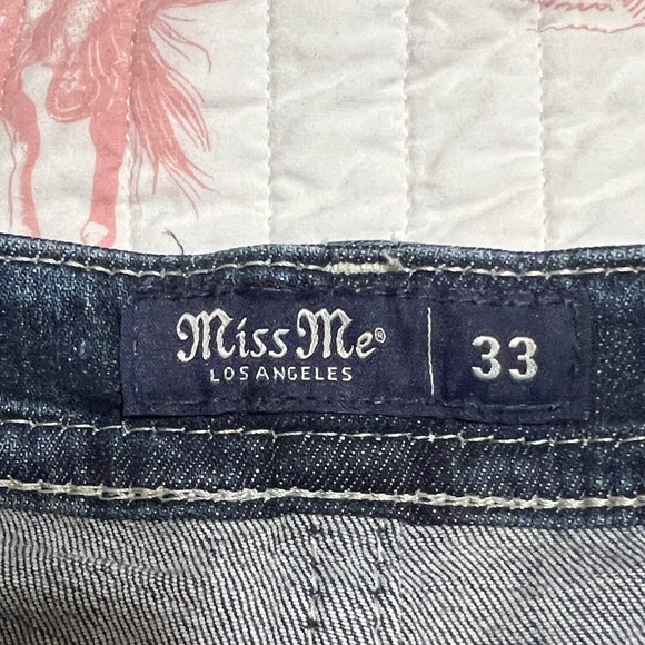 Miss Me Dark Wash Jean Shorts - Picture 6 of 6